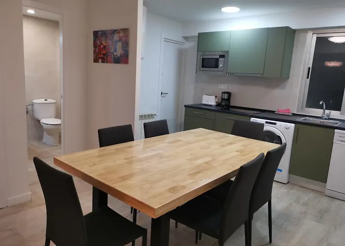 Apartment El Pilar 5 *