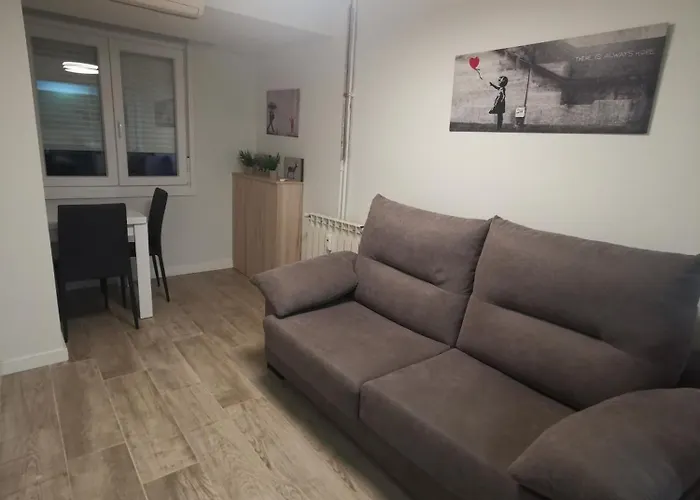 El Pilar 5 Apartment *